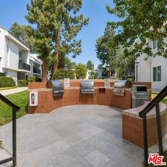18645 Hatteras Street #263 photo 45
