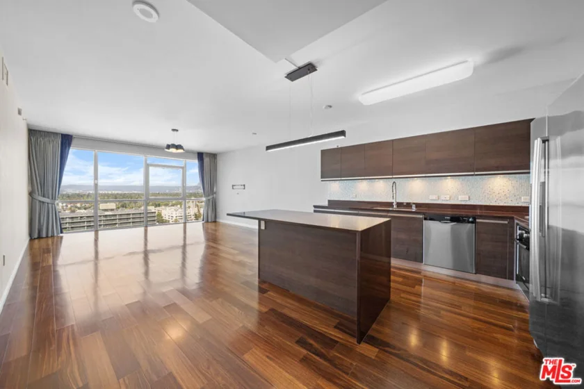 3785 Wilshire Boulevard #1709 photo 6