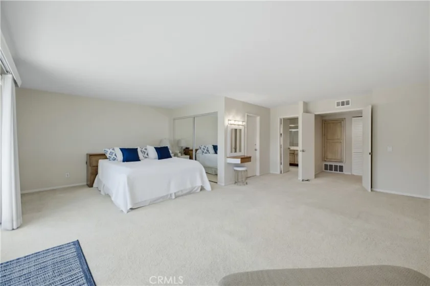 22 Montego Court photo 34