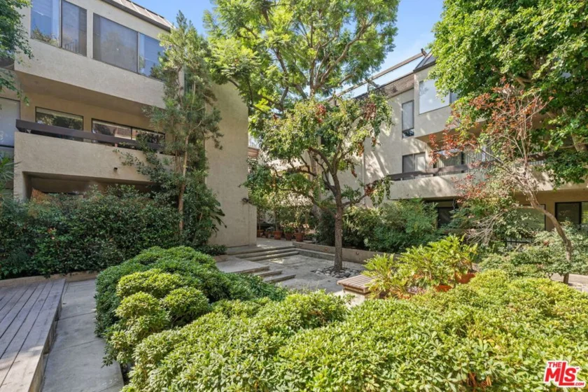 950 N Kings Road #230 photo 12