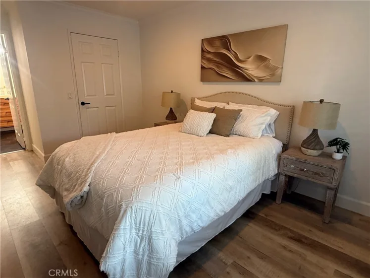 1322 W Park Western #211 photo 31