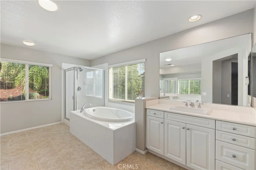 45000 Vine Cliff photo 46
