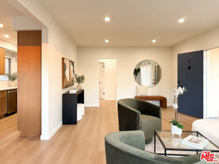 4579 Ambrose Avenue #8 photo 9