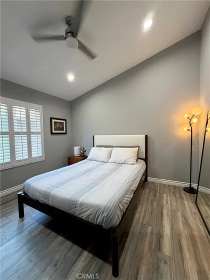 1637 E 5th Street #302 photo 3