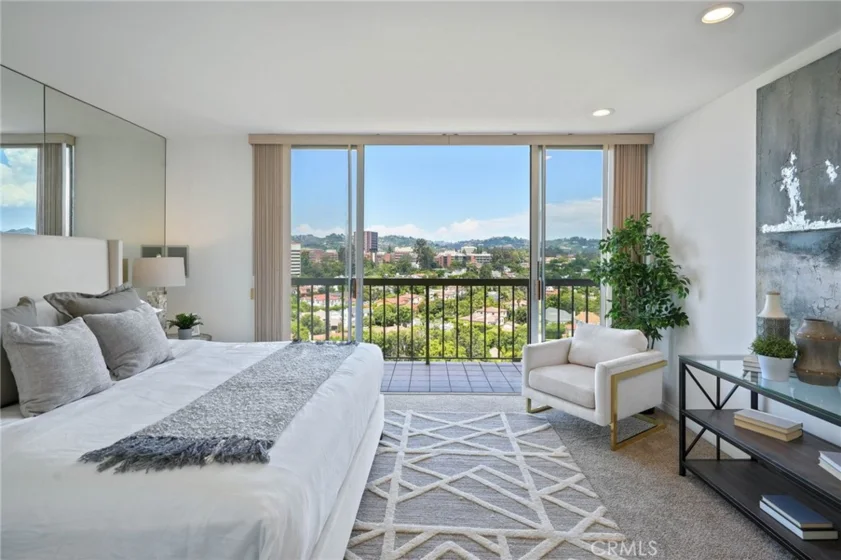 10751 Wilshire Boulevard #Penthouse 8 photo 1