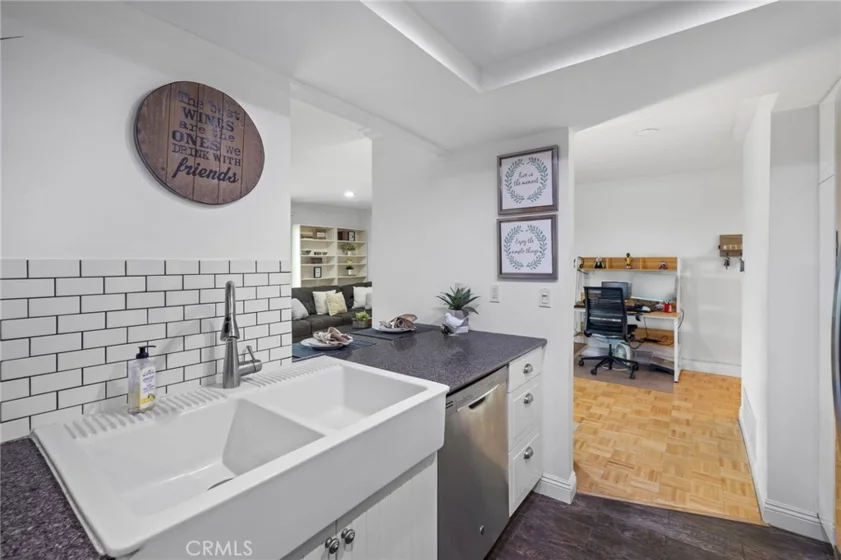 1117 Rosecrans Avenue #15A photo 15