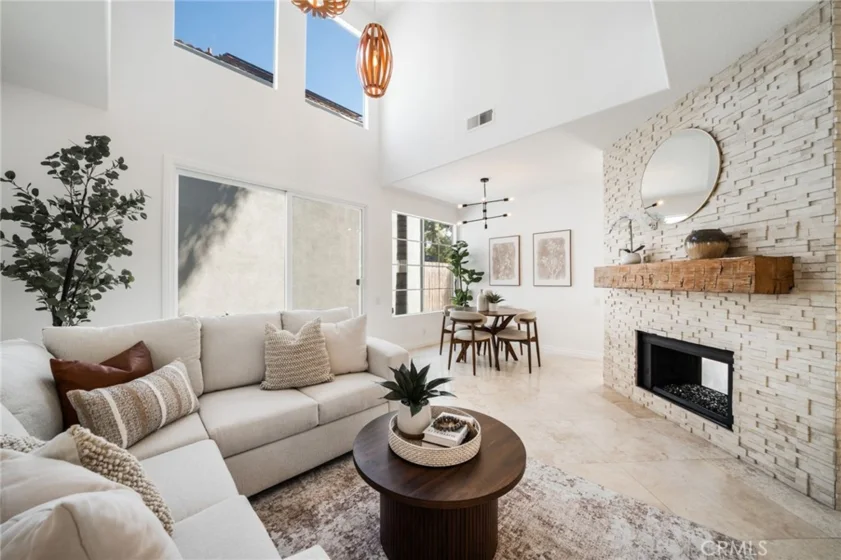 84 Hawaii Drive photo 11