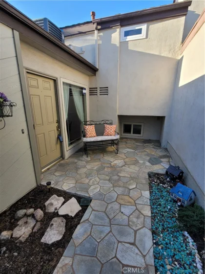 2777 Craig Circle photo 1