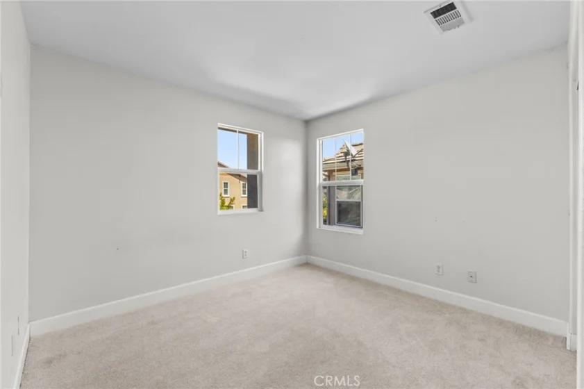 28403 Ravenna photo 26
