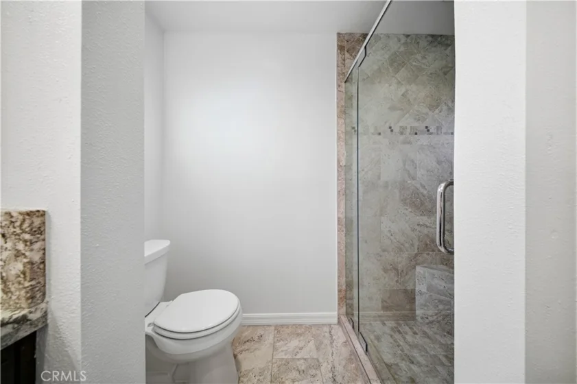5400 Lindley Avenue #101 photo 30