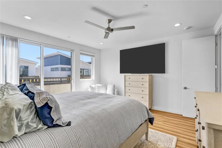 1166 Holly Avenue #14 photo 18