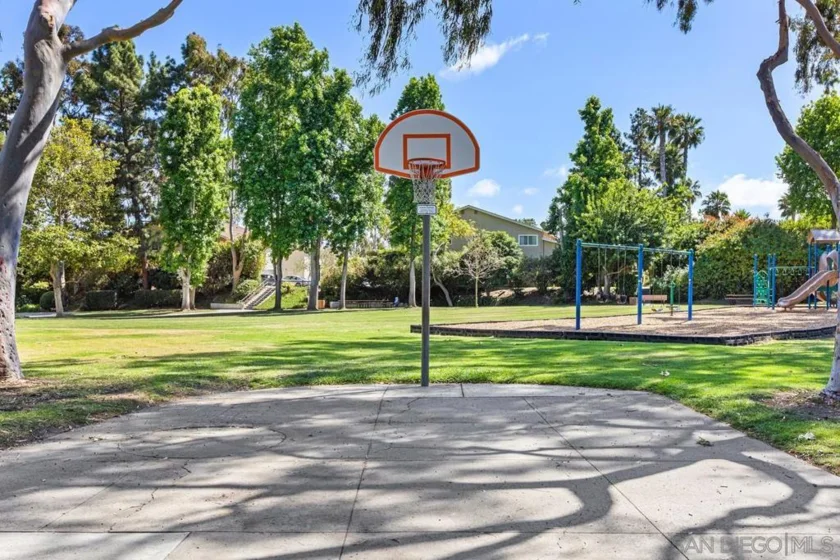 7856 Camino Glorita photo 37