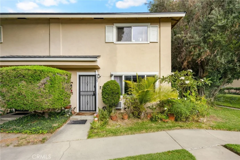630 S Knott Avenue #25 photo 3