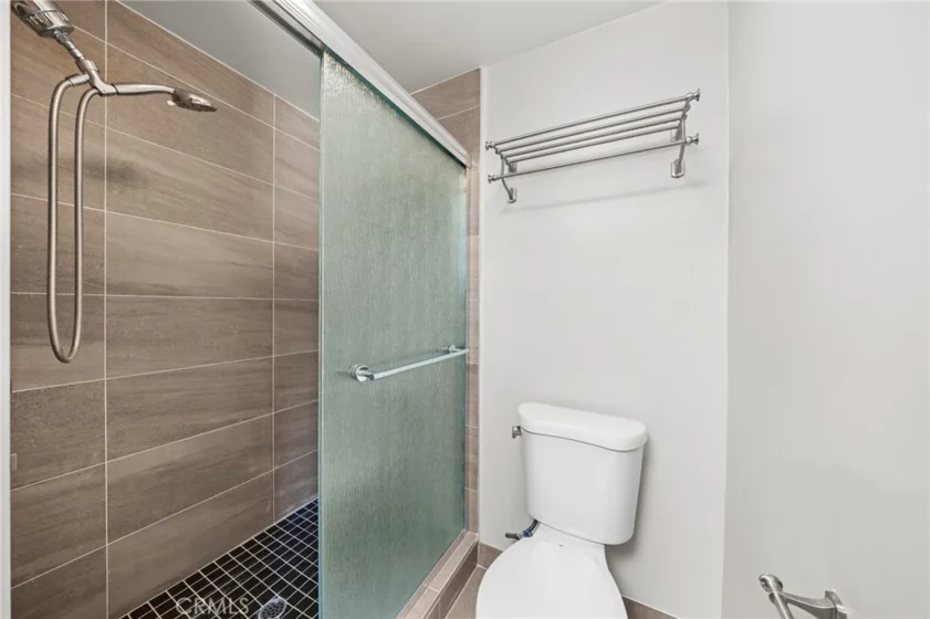 985 E California #306 photo 32