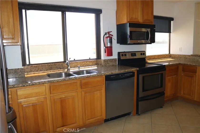 1750 E Ocean #503 photo 18