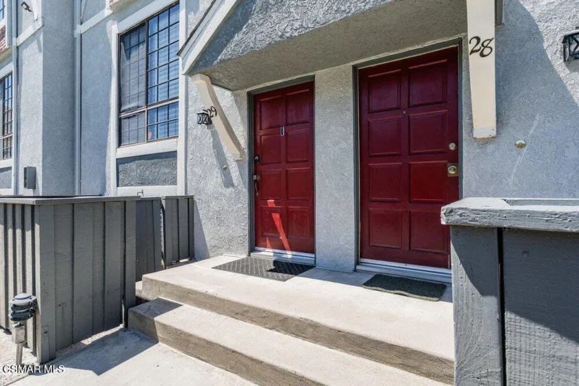 18102 Burbank Boulevard #29 photo 8
