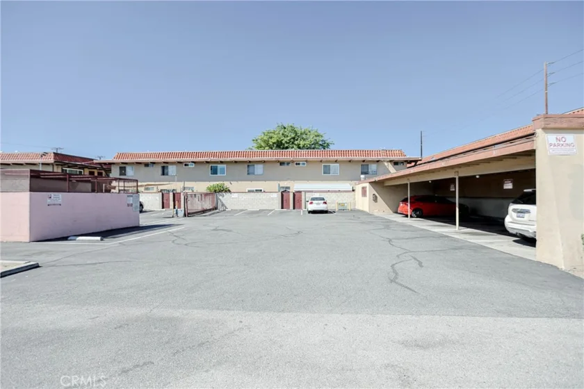 1400 W Warner photo 35