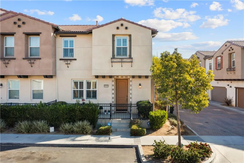 40364 Calle Real photo 1