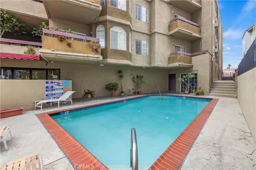4301 Fulton Avenue #105 photo 40
