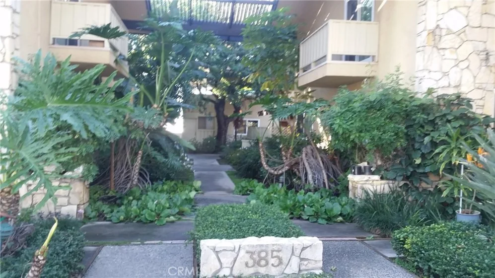 385 Cliff Drive #5 photo 1