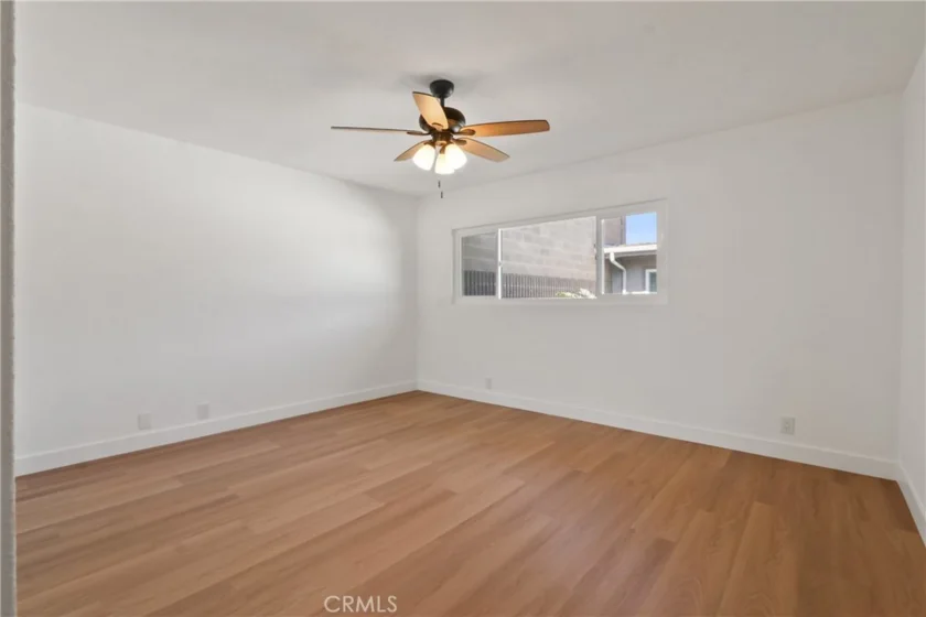 655 W 6th #A photo 12