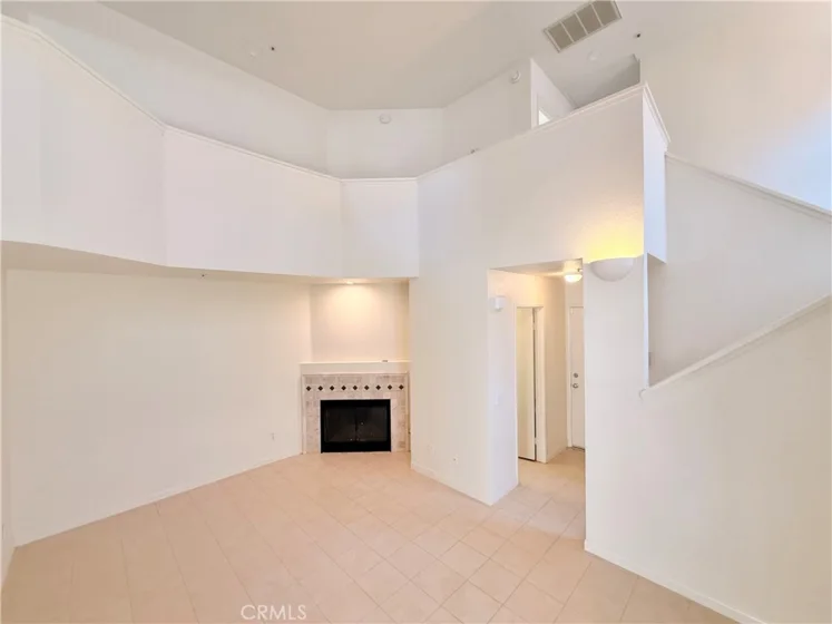 1722 Promenade photo 4