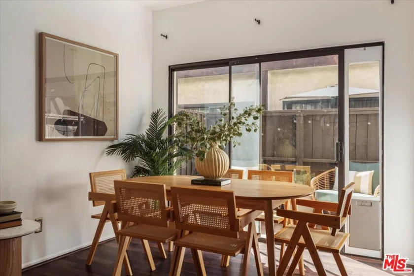 822 Victor Avenue #4 photo 8