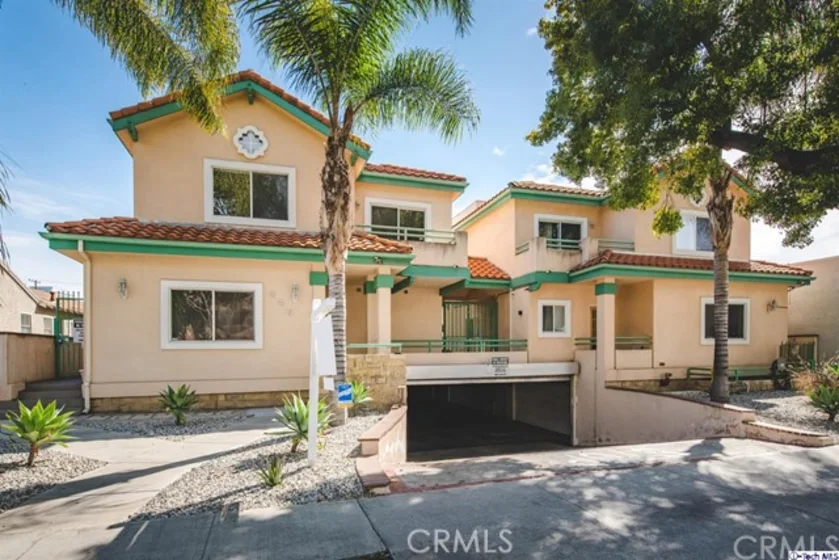 446 W Stocker Street #1 photo 1