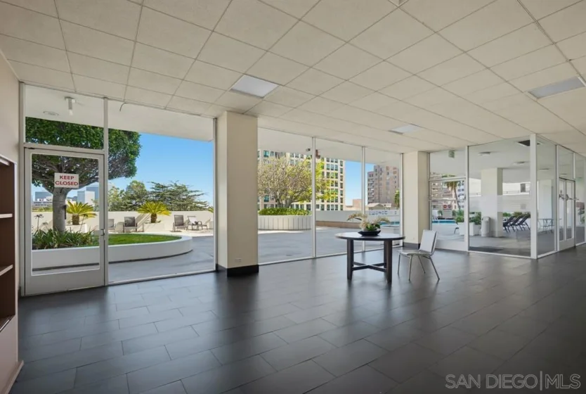 10501 Wilshire Boulevard #1005 photo 24