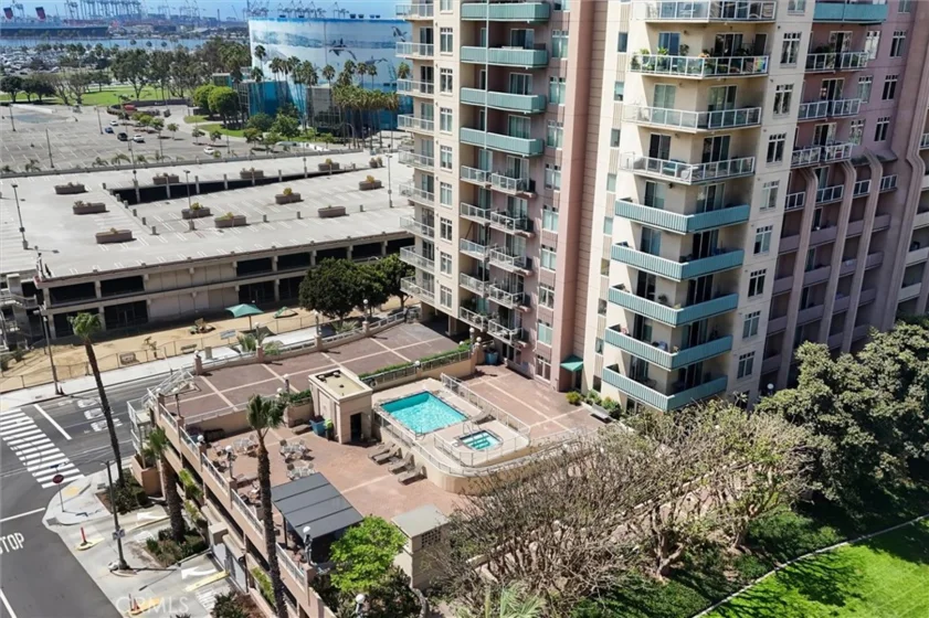 488 E Ocean Boulevard #804 photo 21