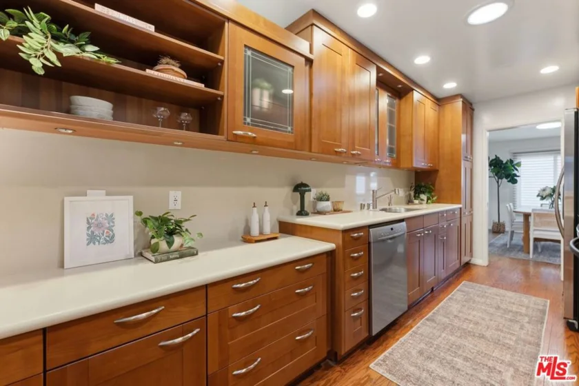 944 17th Street #6 photo 6