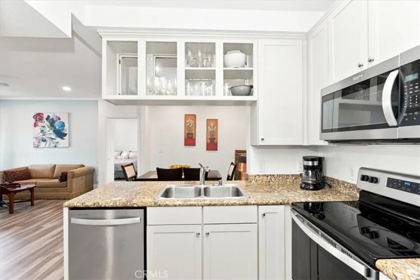 22681 Oakgrove #426 photo 7