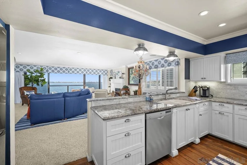 3828 Riviera Drive #2B photo 22
