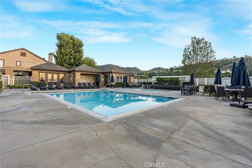1136 S Country Glen Way photo 34