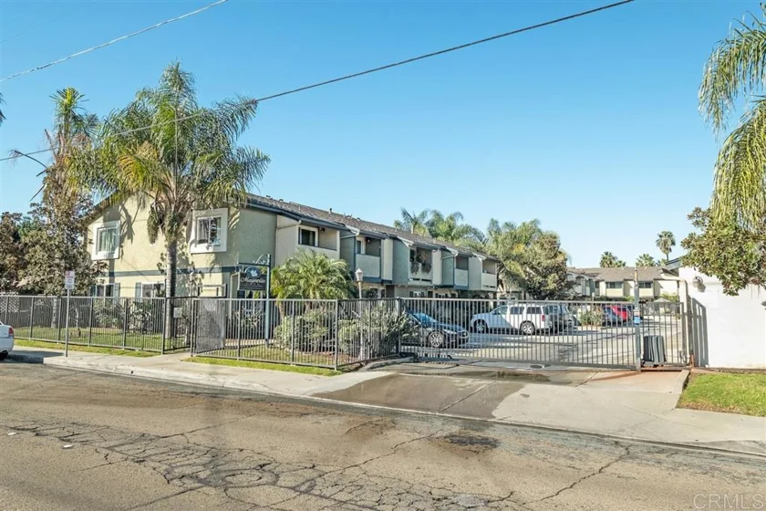 910 S S Magnolia Avenue #E photo 1
