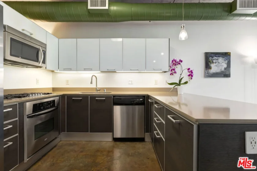 645 W 9th Street #240 photo 24