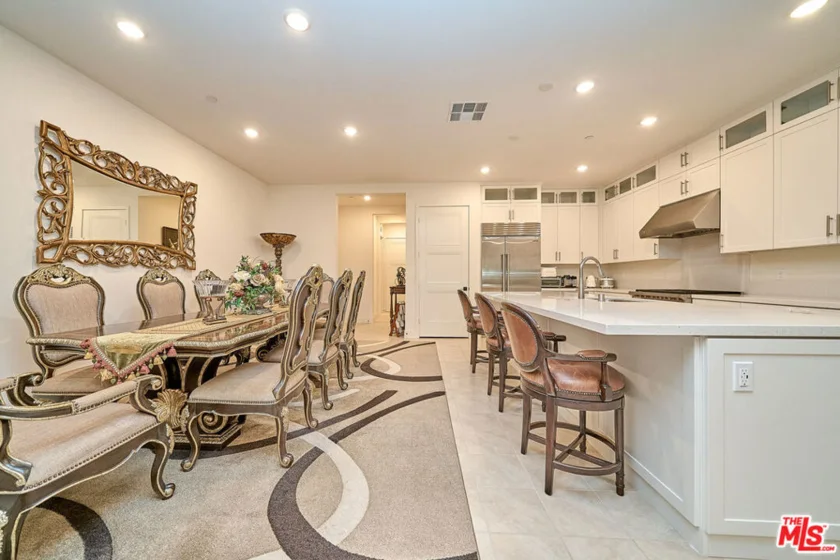 8898 Los Coyotes Court #210 photo 10