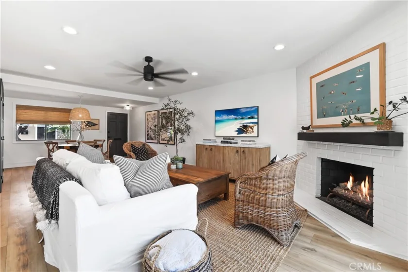 1741 Tustin Avenue #14D photo 1
