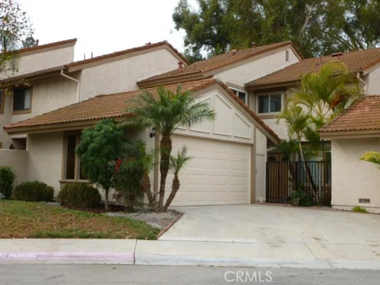 18381 Larkstone Circle photo 1