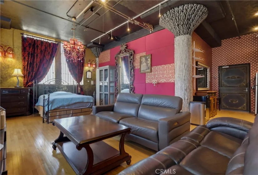 420 S San Pedro Street #619 photo 13