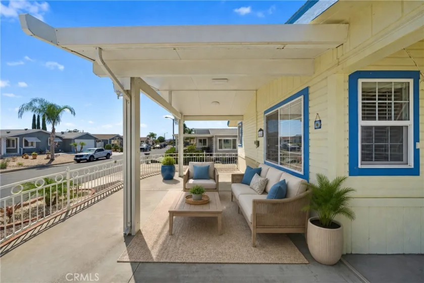 38055 Calle Amigable photo 2