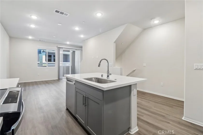403 Lotus Drive photo 12