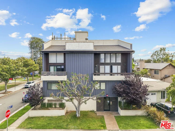 4283 Moore Street #4 photo 2