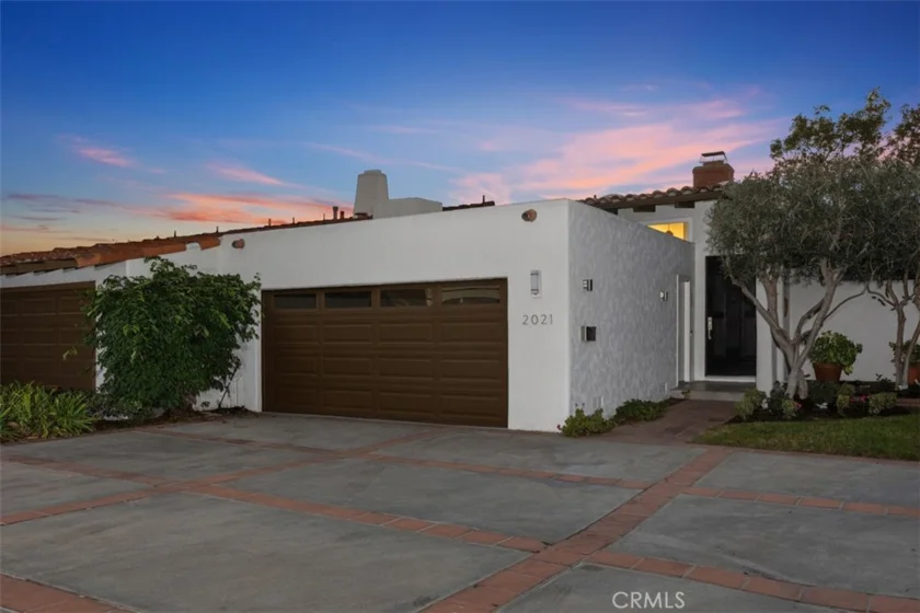 2021 Avenida Chico photo 36