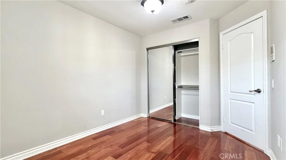 690 S Marengo Avenue #6 photo 23
