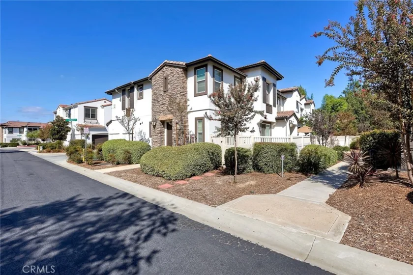 44014 Arcadia Court photo 2