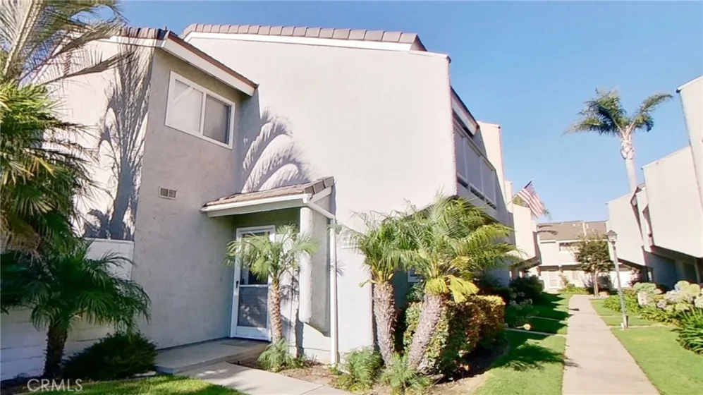 8152 Lindenwood Drive #48 photo 1