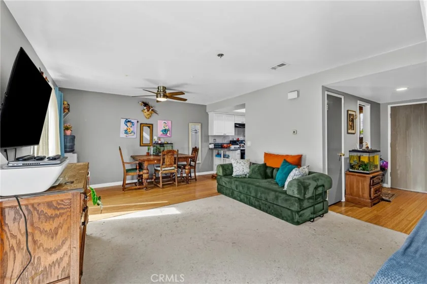 2112 E Vista #20 photo 5