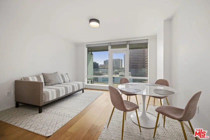 877 Francisco Street #1119 photo 13