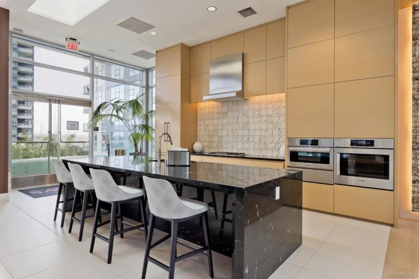 1388 Kettner Boulevard #2706 photo 39